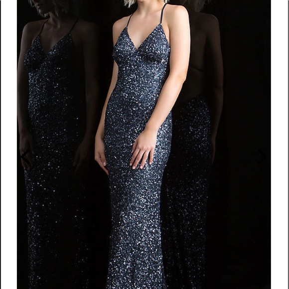 Scala $358 Prom Dress worn once - Picture 2 of 4